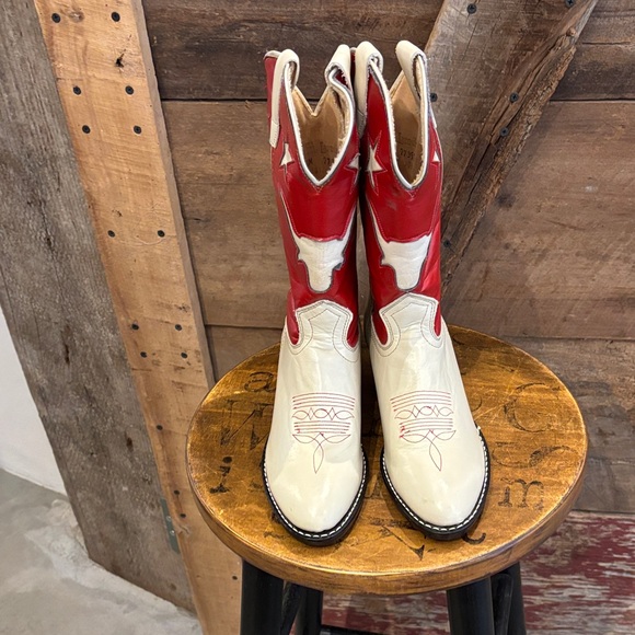 Shoes - Never worn vintage leather cowboy boots